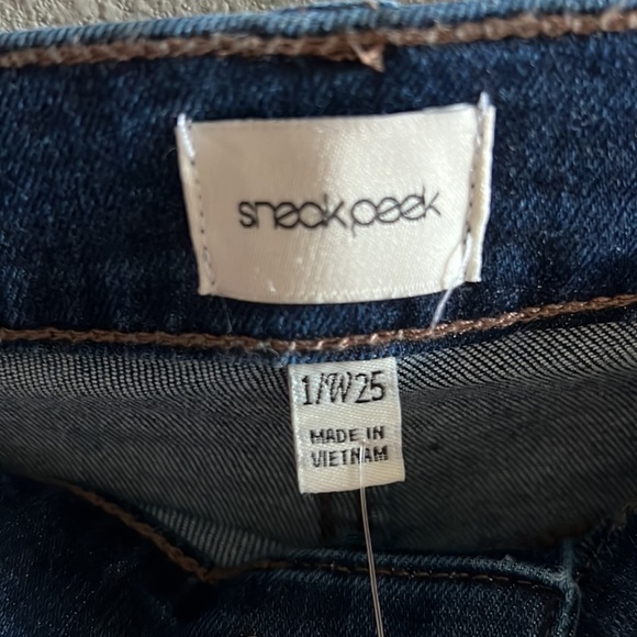 New sneak peek denim distressed flare jeans size 1/25 - Picture 4 of 5